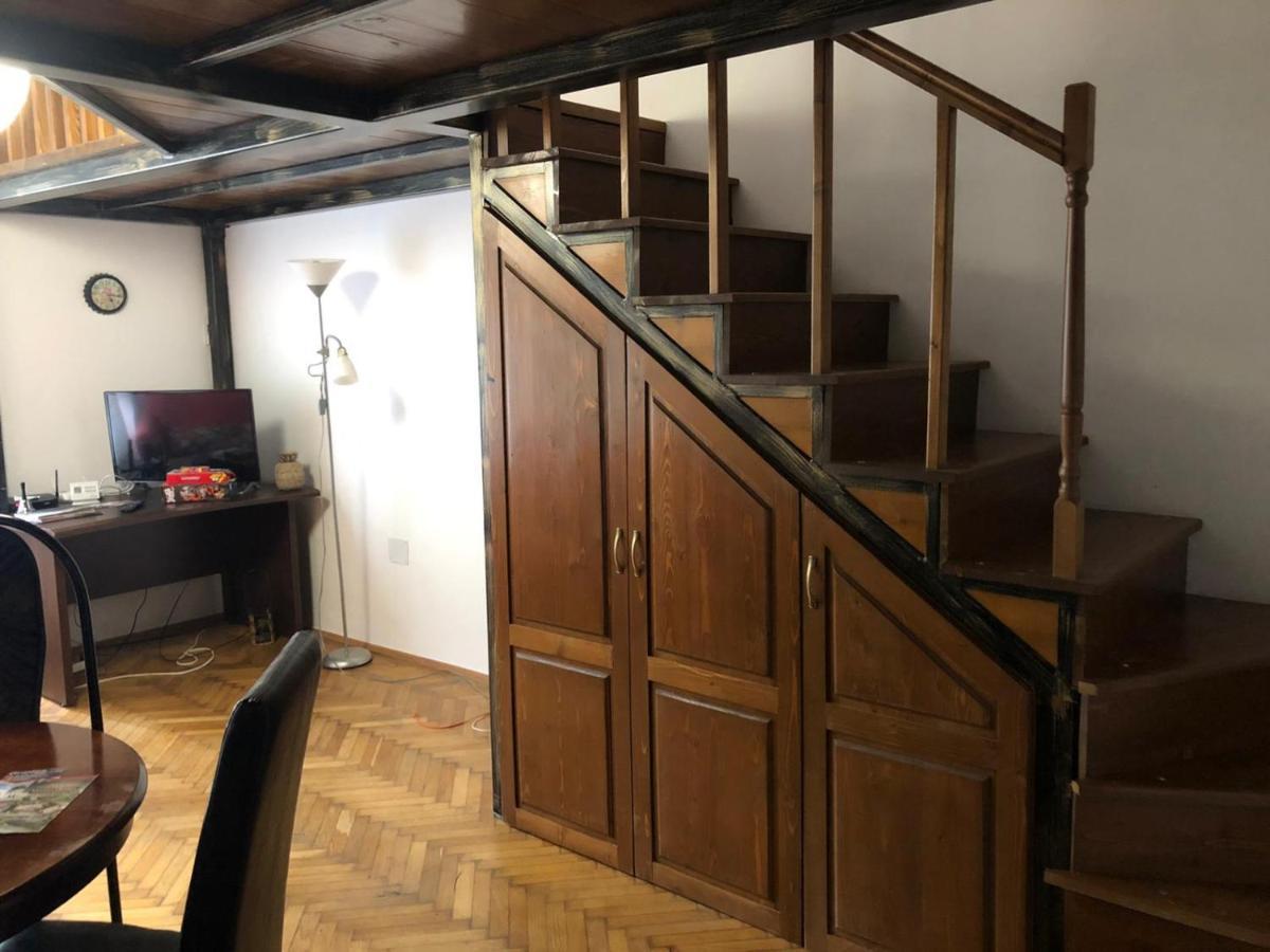 Dalina'S Art Corner Apartment Oradea Luaran gambar